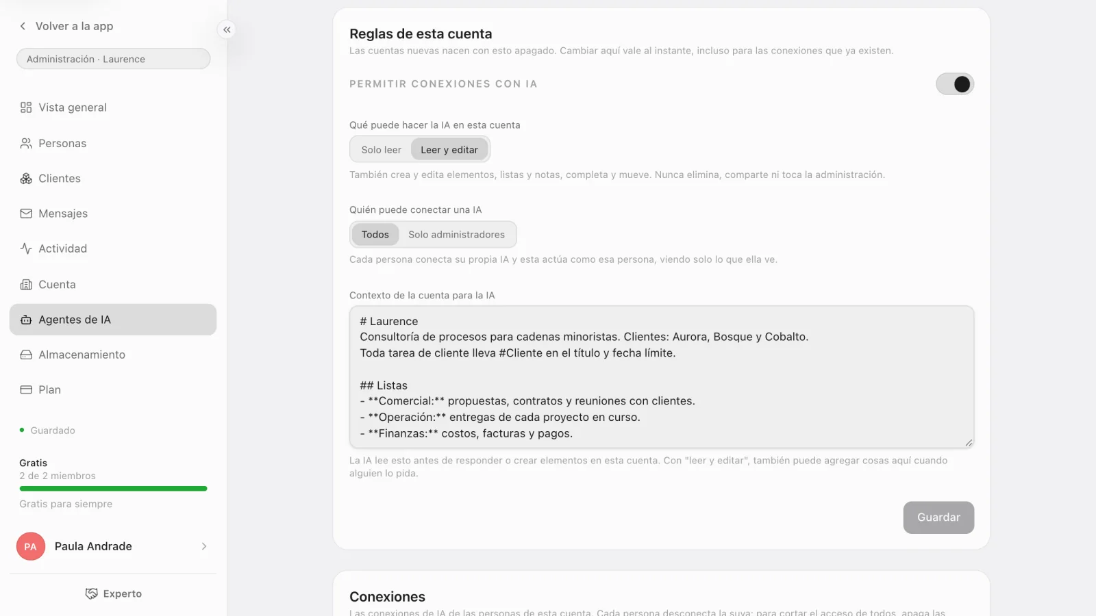 La pantalla Administración › Agentes de IA, con las conexiones con IA activadas, la opción Leer y editar y el contexto de la cuenta completo